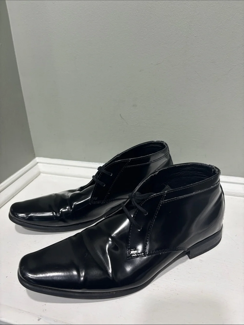 Calvin Klein Black Patent Leather Lace-Up Chelsea Dress Boots-size 10.5